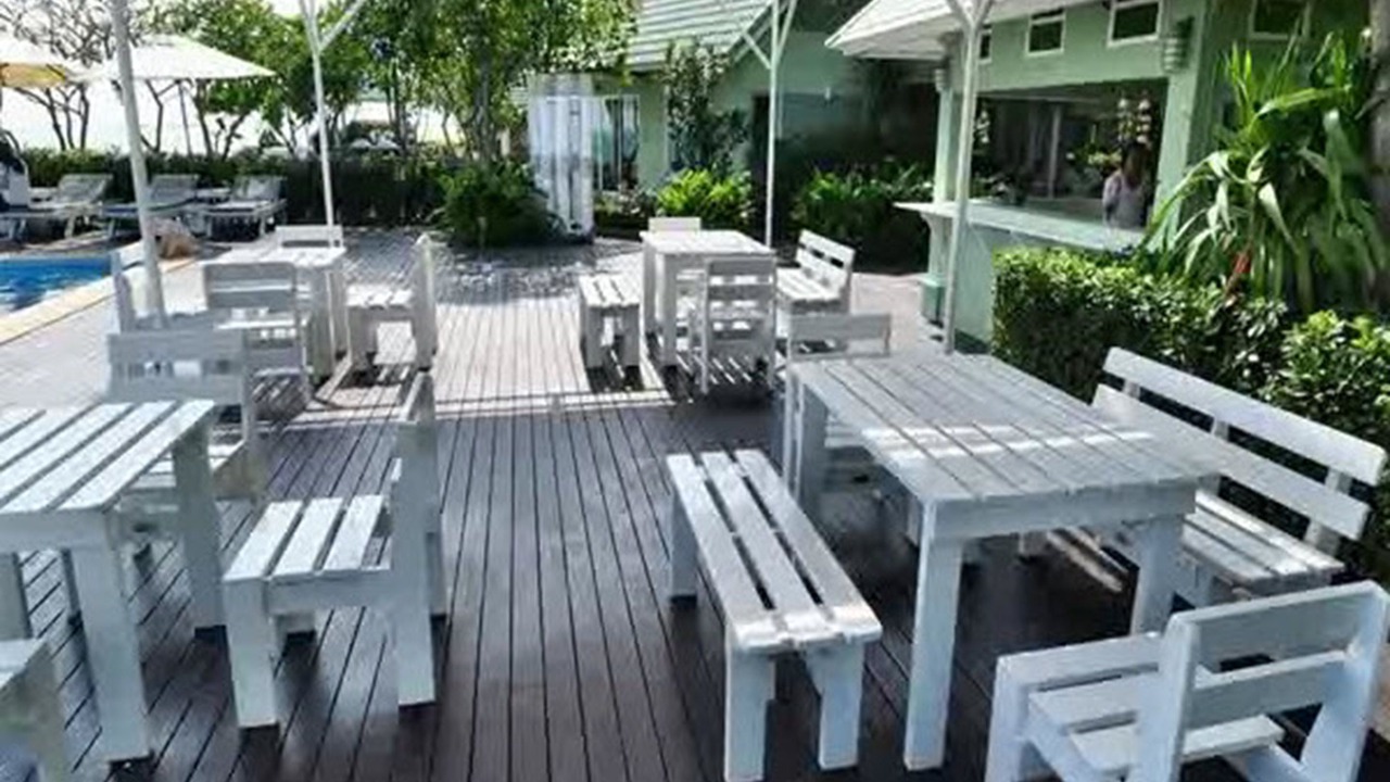 Photo of Patio Balcony in Hat Chao Samran