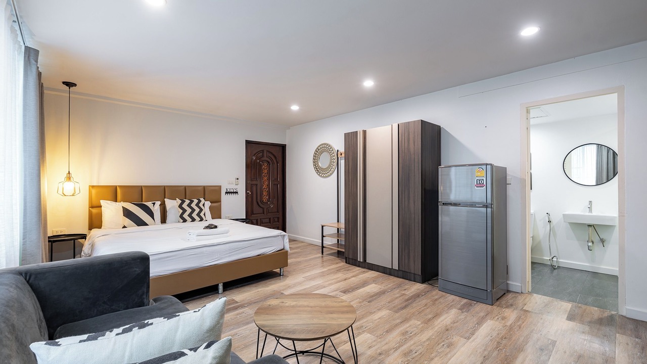 Photo of Bedroom in Embassy District