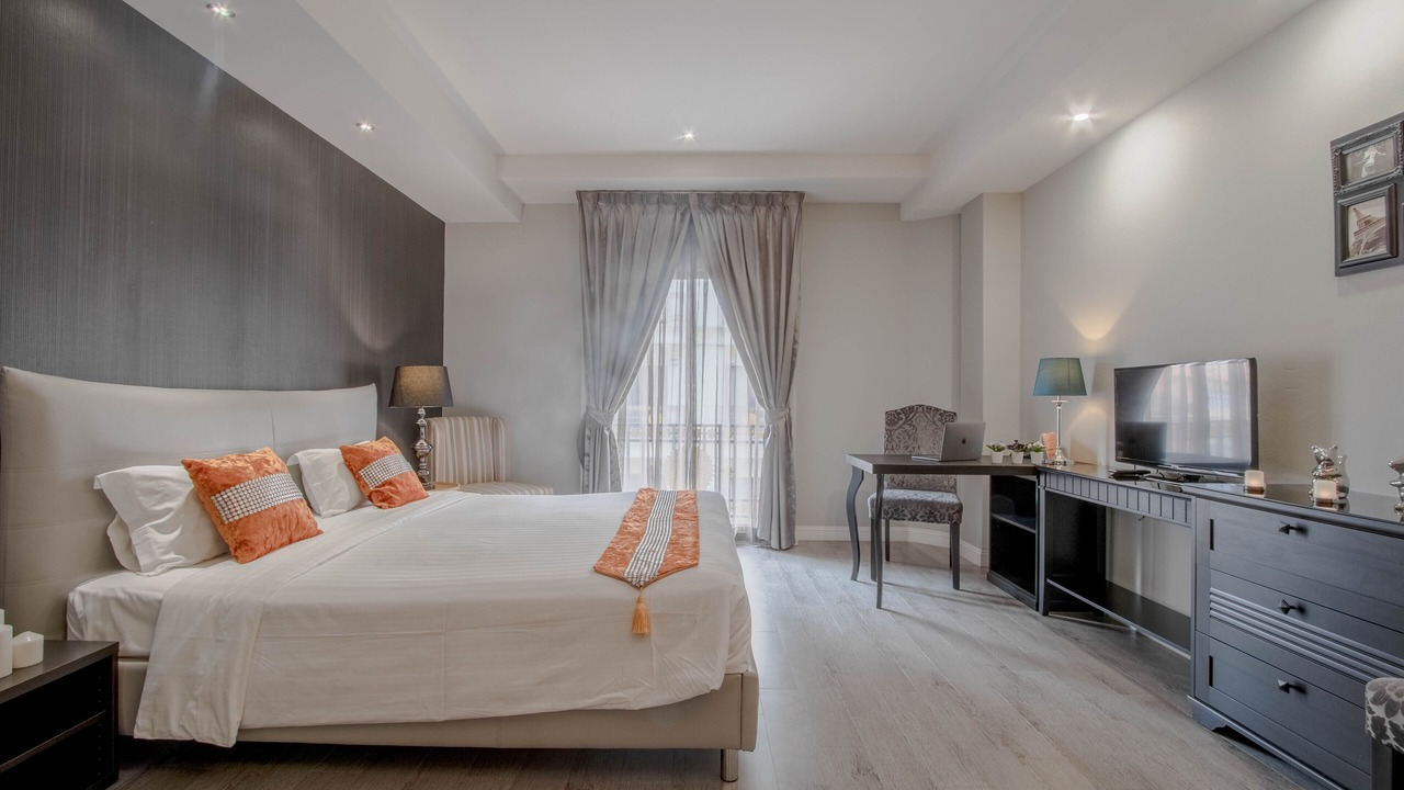 Photo of Bedroom in Bang Lamphu Lang
