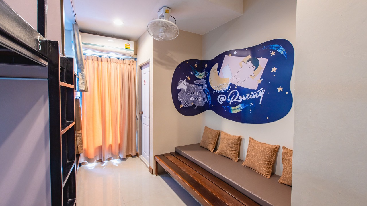 Photo of Livingroom in Pratunam