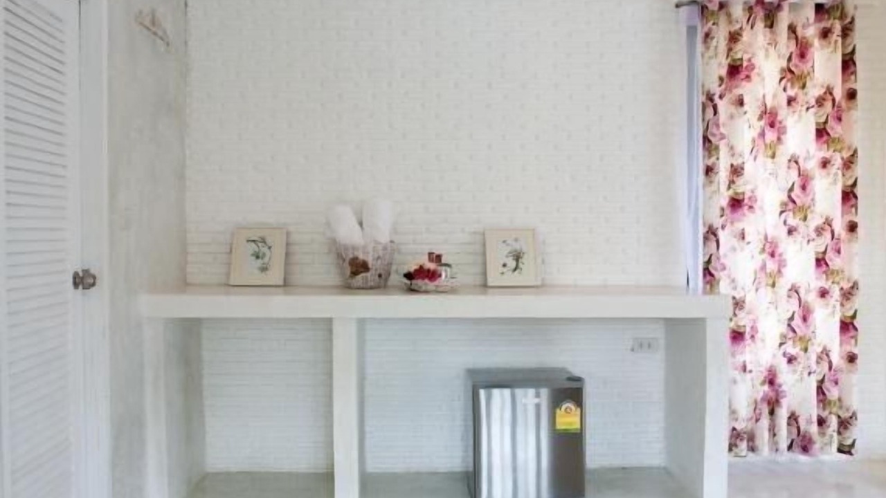 Photo of Bedroom in Laem Sing