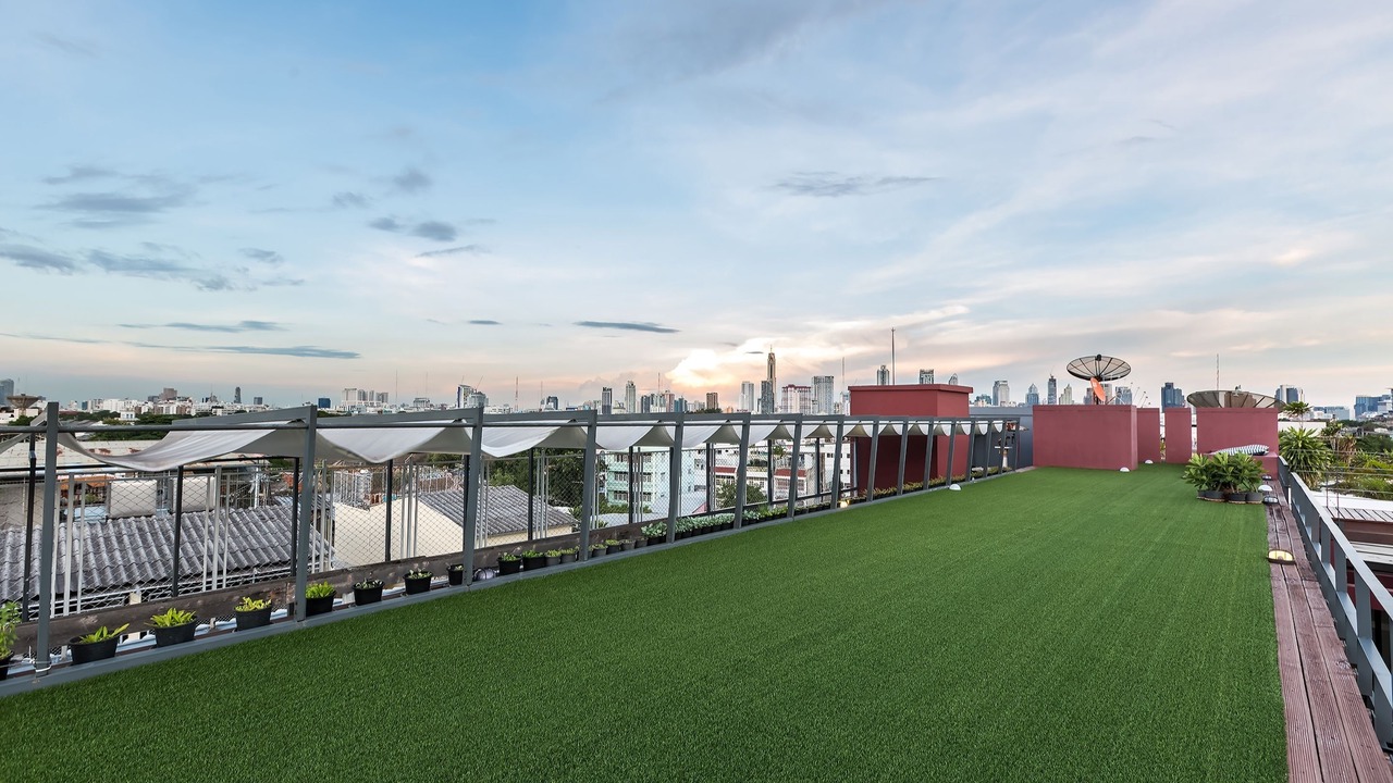 Photo of Patio Balcony in Si Yaek Maha Nak