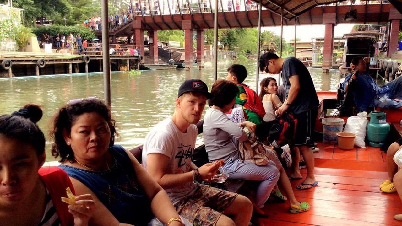 Photo of Others in Khanna Yao