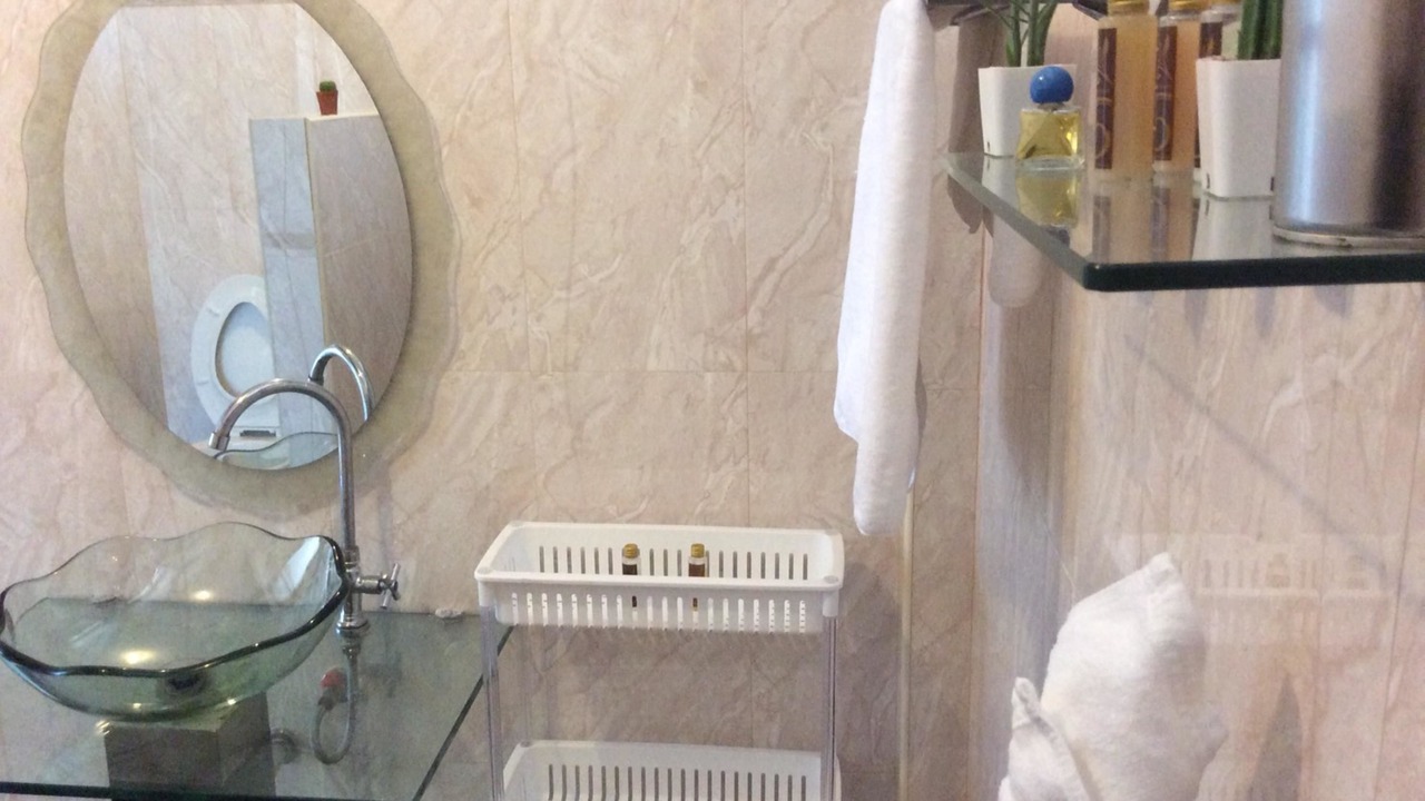 Photo of Bathroom in Khanna Yao