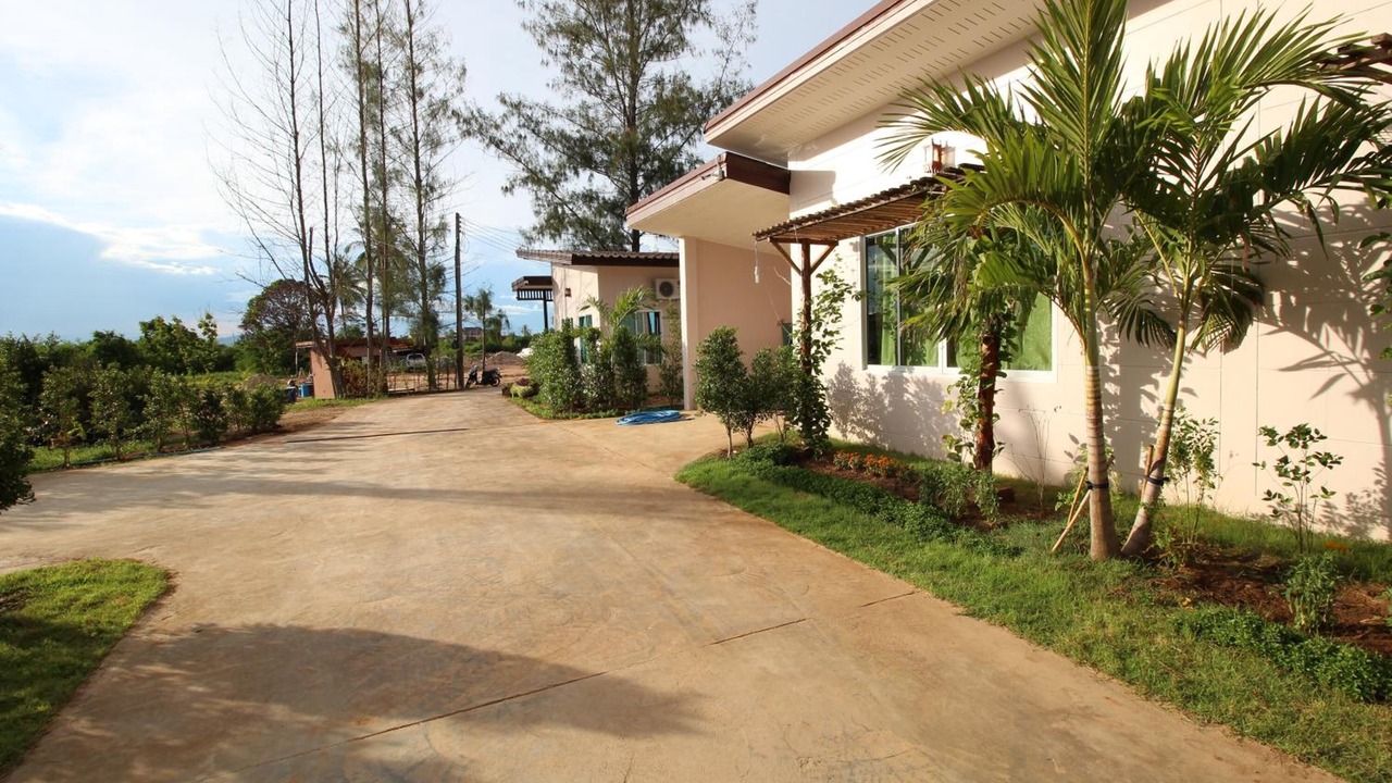 Photo of Outdoor in Tha Yang