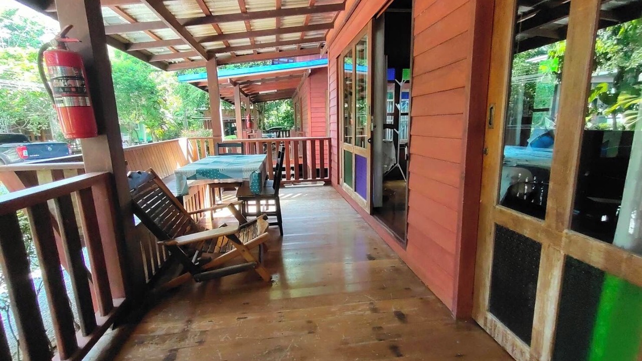 Photo of Patio Balcony in Tha Sala