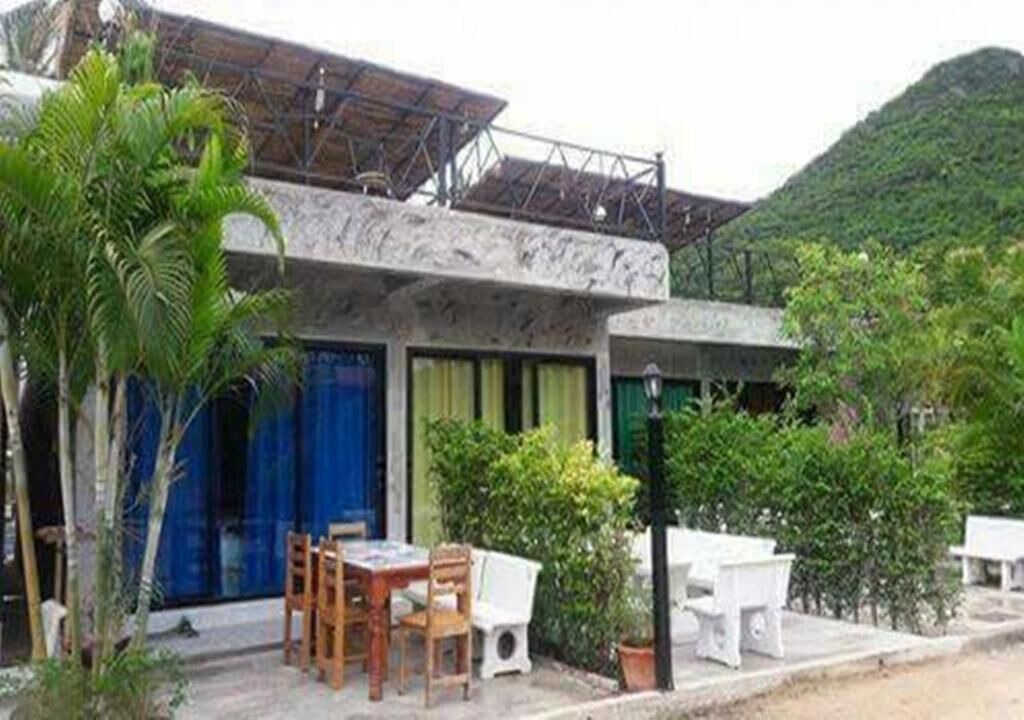 Photo of Buildings in Khlong Wan