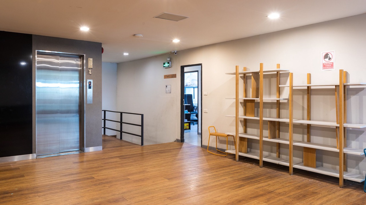 Photo of Livingroom in Thanon Phaya Thai