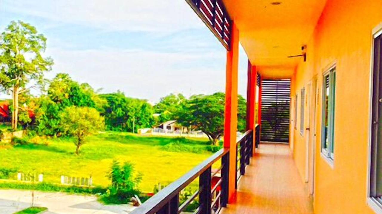 Photo of Patio Balcony in Nuea Mueang
