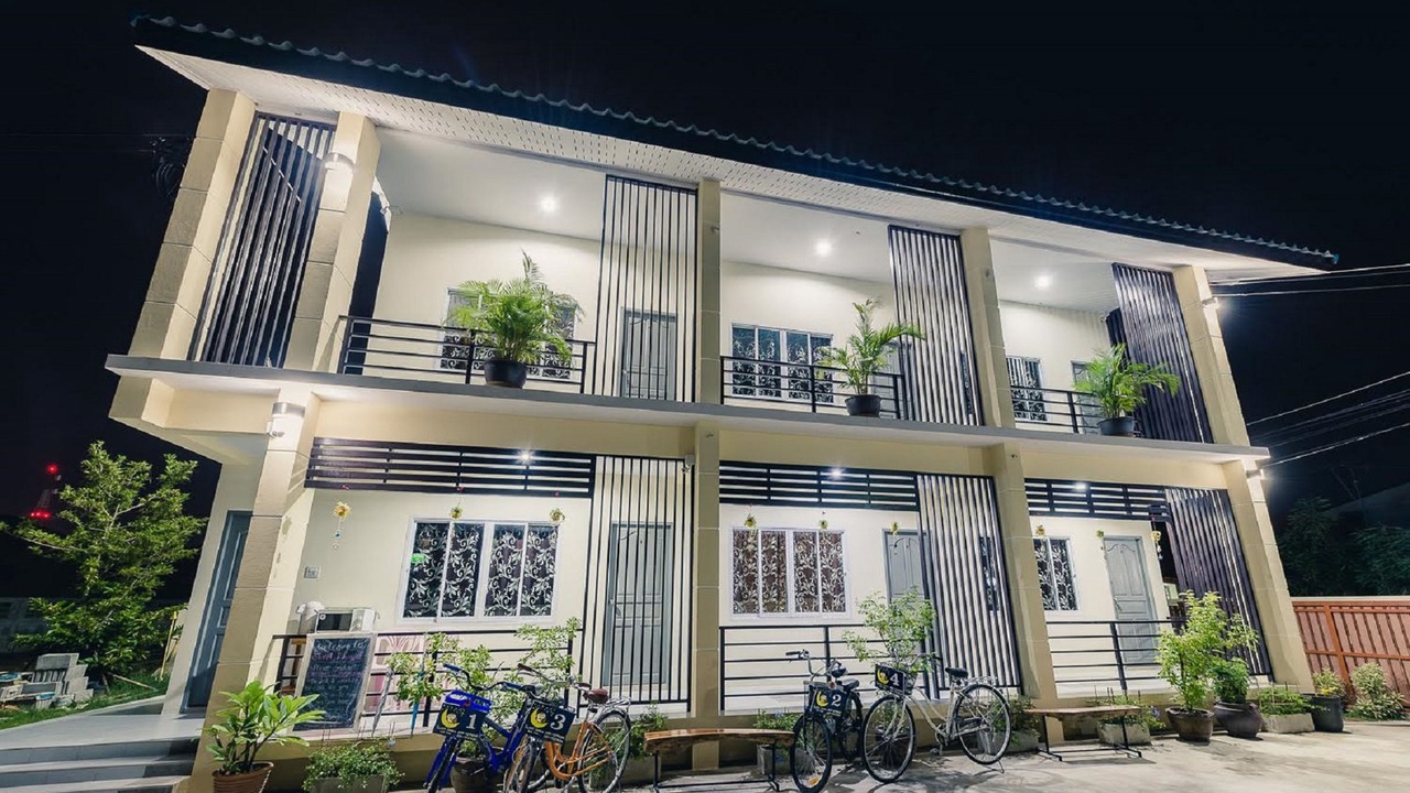 Photo of Buildings in Phetchaburi