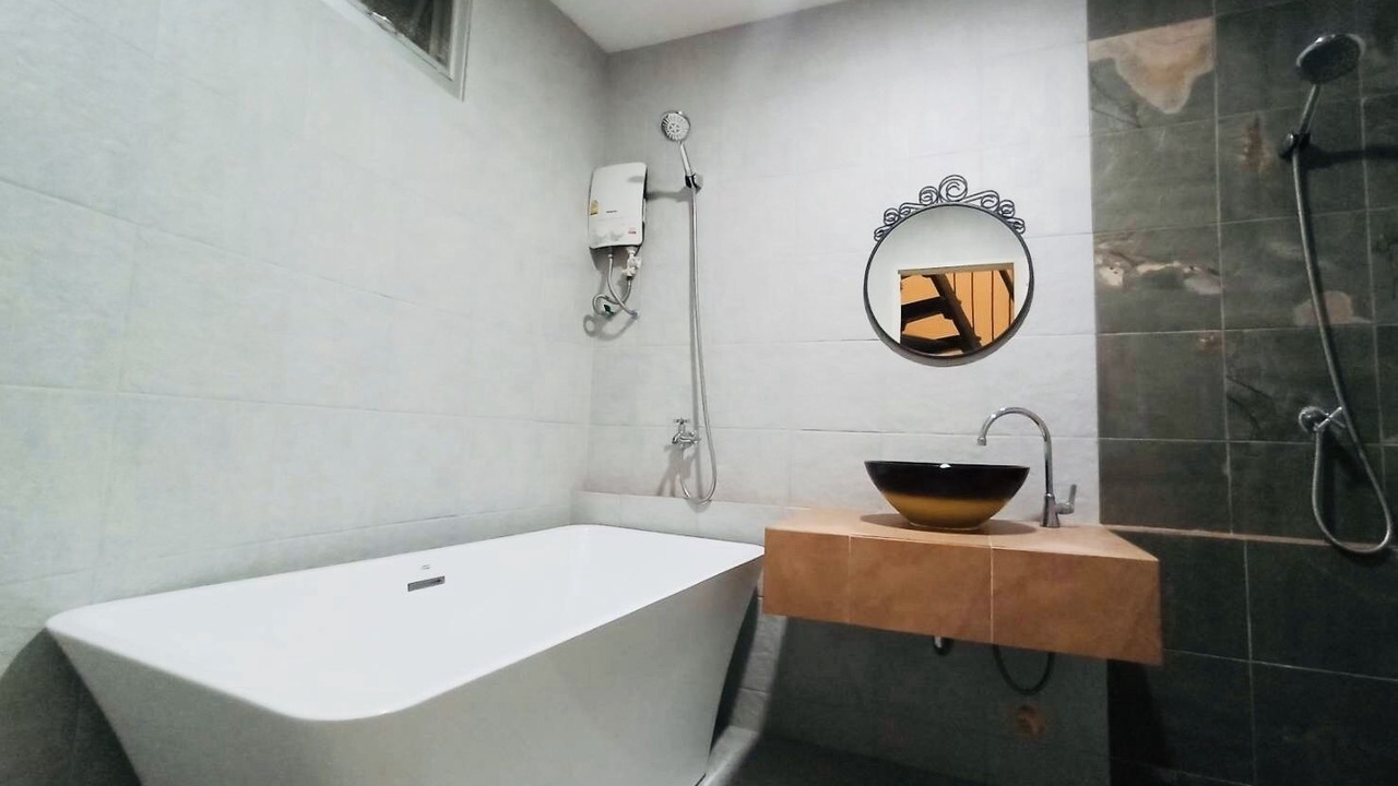 Photo of Bathroom in Nakhon Sawan