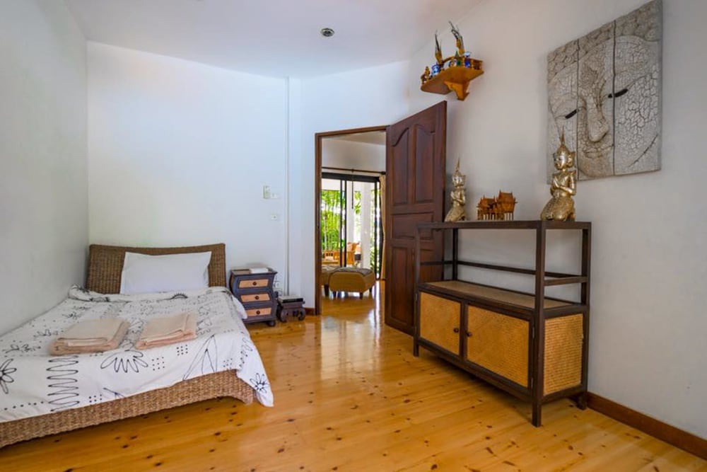 Photo of Bedroom in Hua Thanon