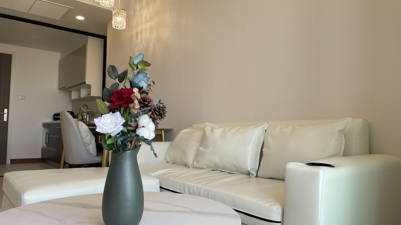 Photo of Livingroom in Khlong San
