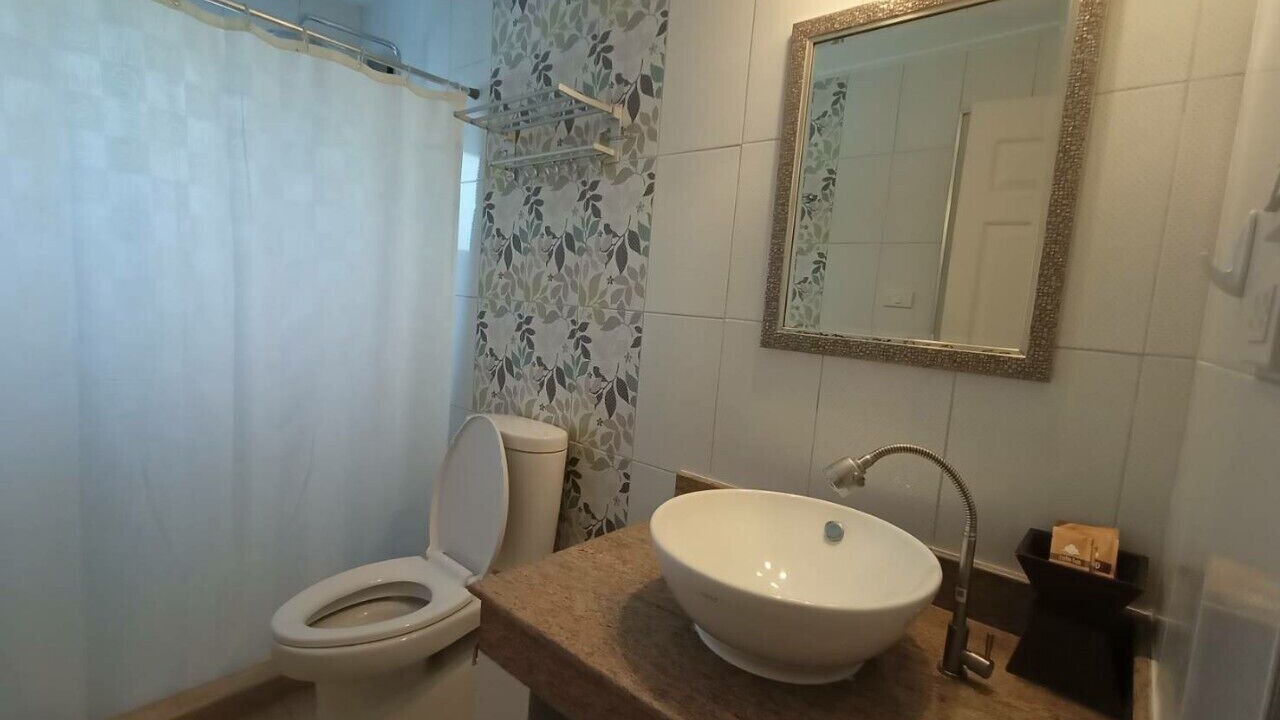 Photo of Bathroom in Thong Chai