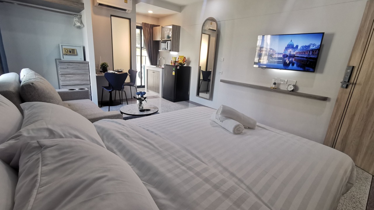 Photo of Bedroom in Samsen Nok