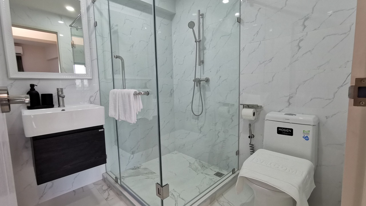 Photo of Bathroom in Samsen Nok