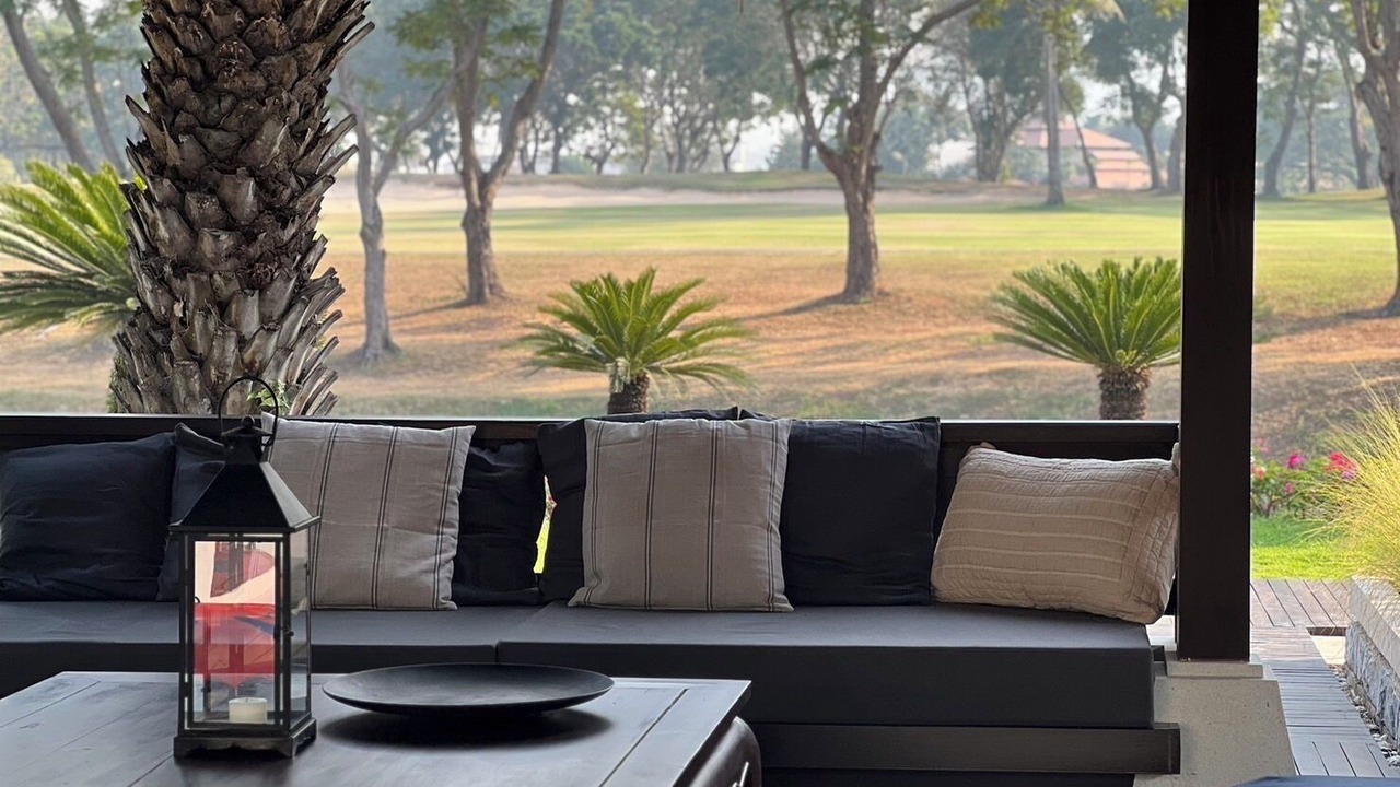 Photo of Patio Balcony in Sam Phraya