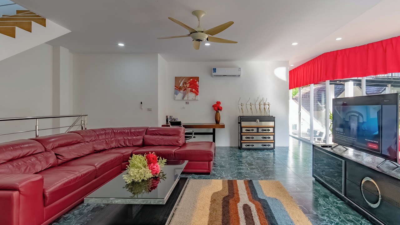 Photo of Livingroom in Chalong