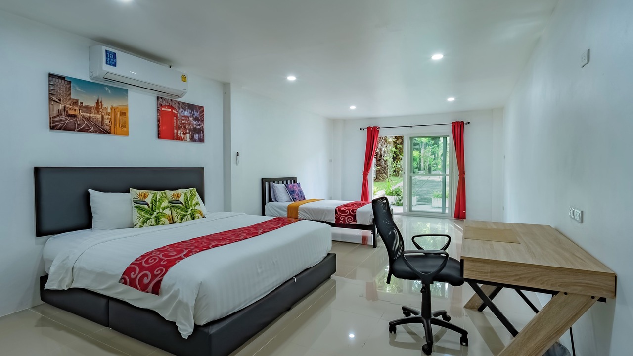 Photo of Bedroom in Chalong