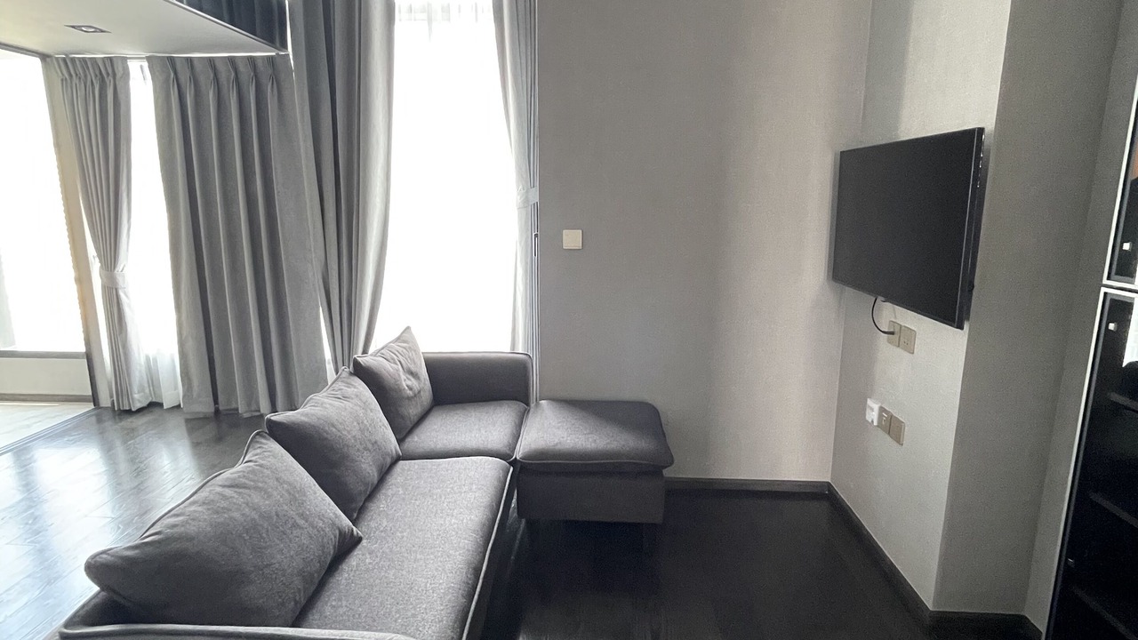 Photo of Livingroom in Thanon Phetchaburi