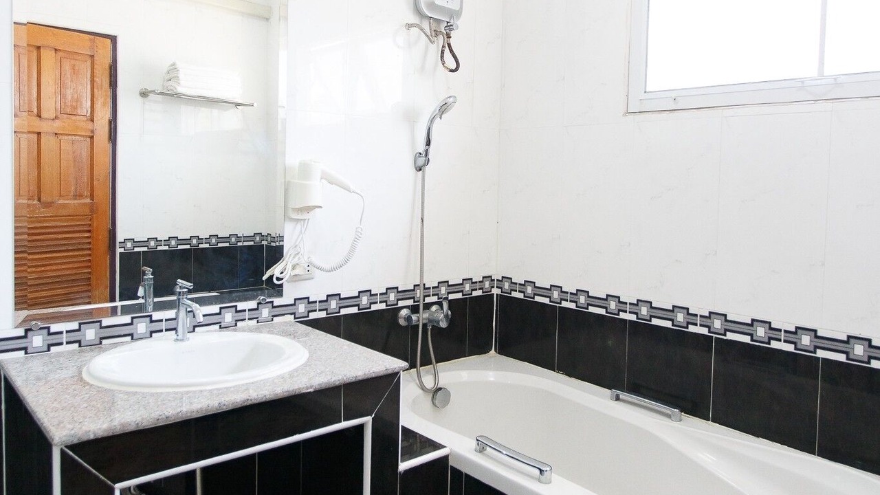 Photo of Bathroom in Central Pattaya