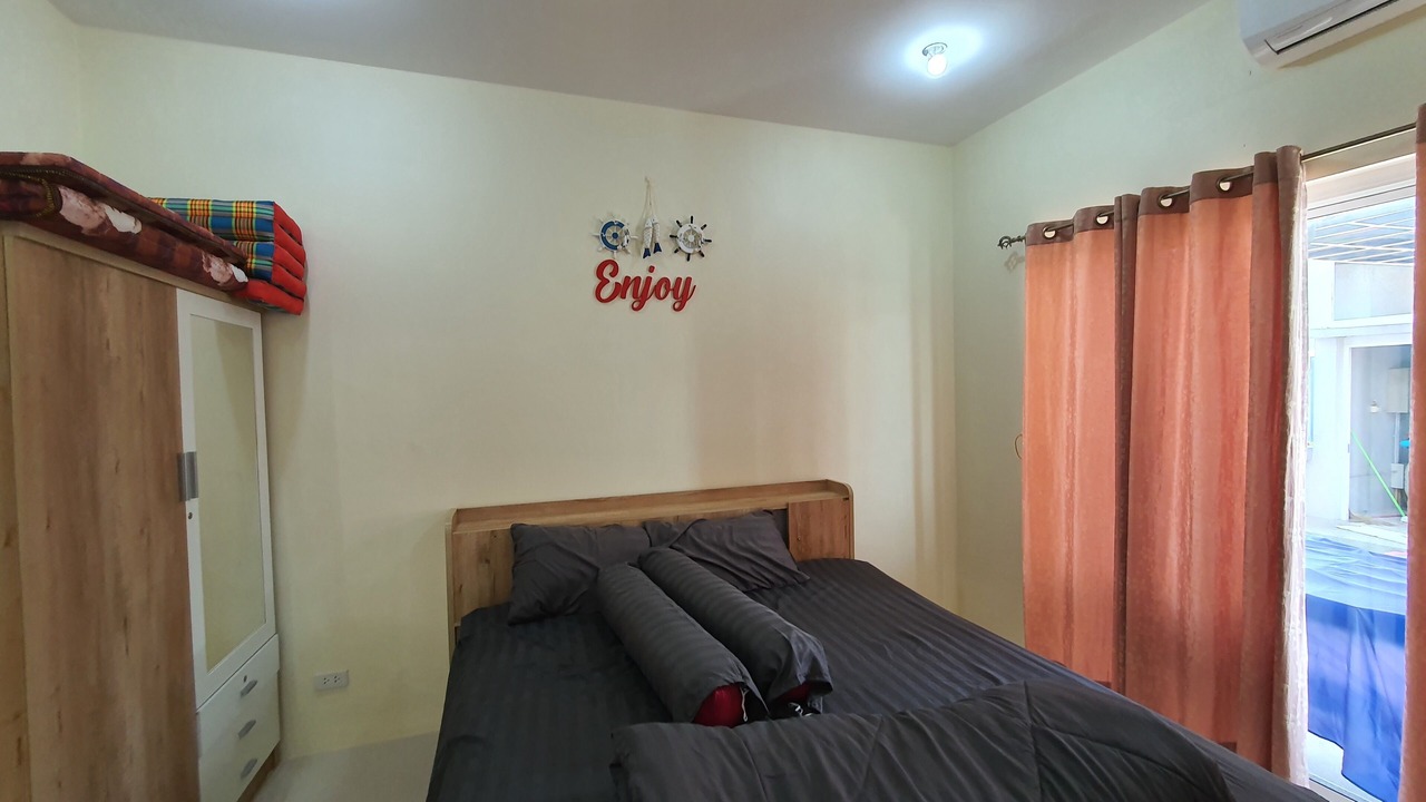Photo of Bedroom in Cha-am