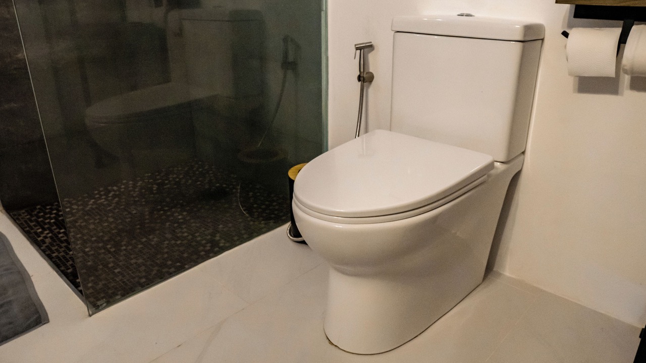 Photo of Bathroom in Wok Tum