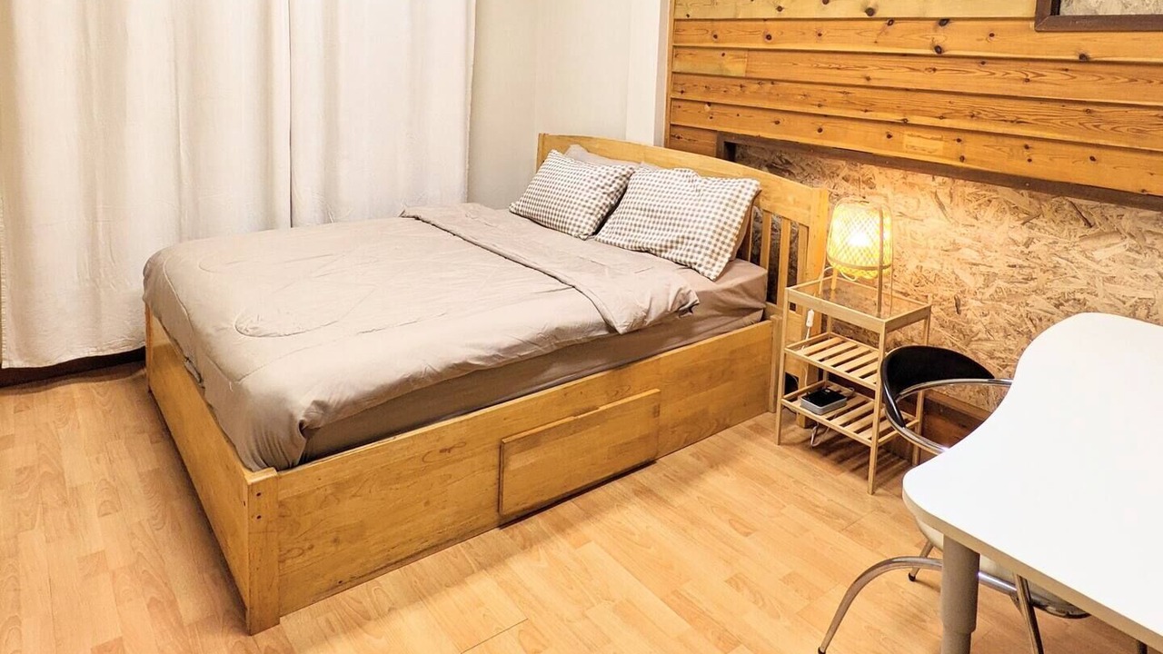Photo of Bedroom in Phlabphla
