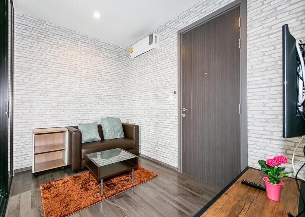 Photo of Bedroom in Phra Khanong Nuea