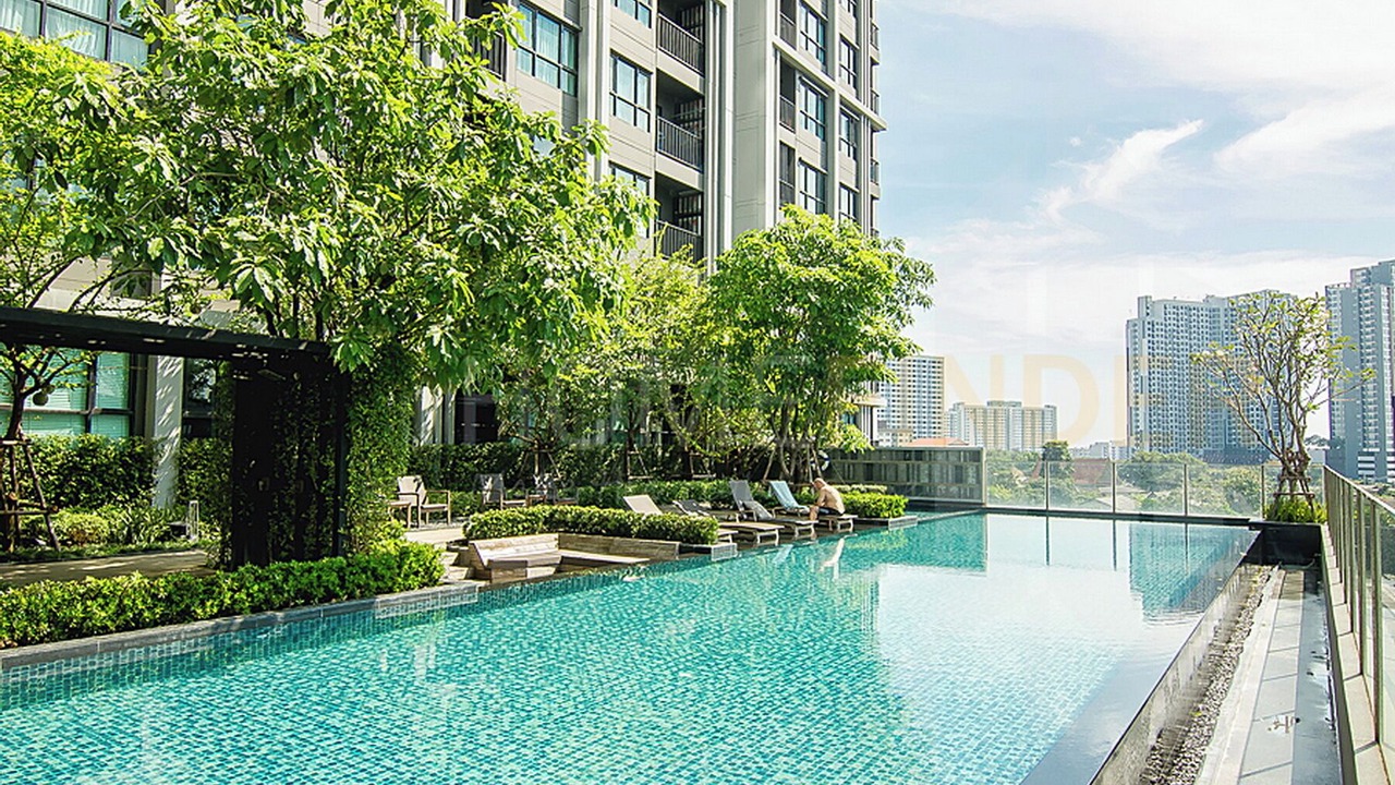 Photo of Outdoor in Phra Khanong Nuea