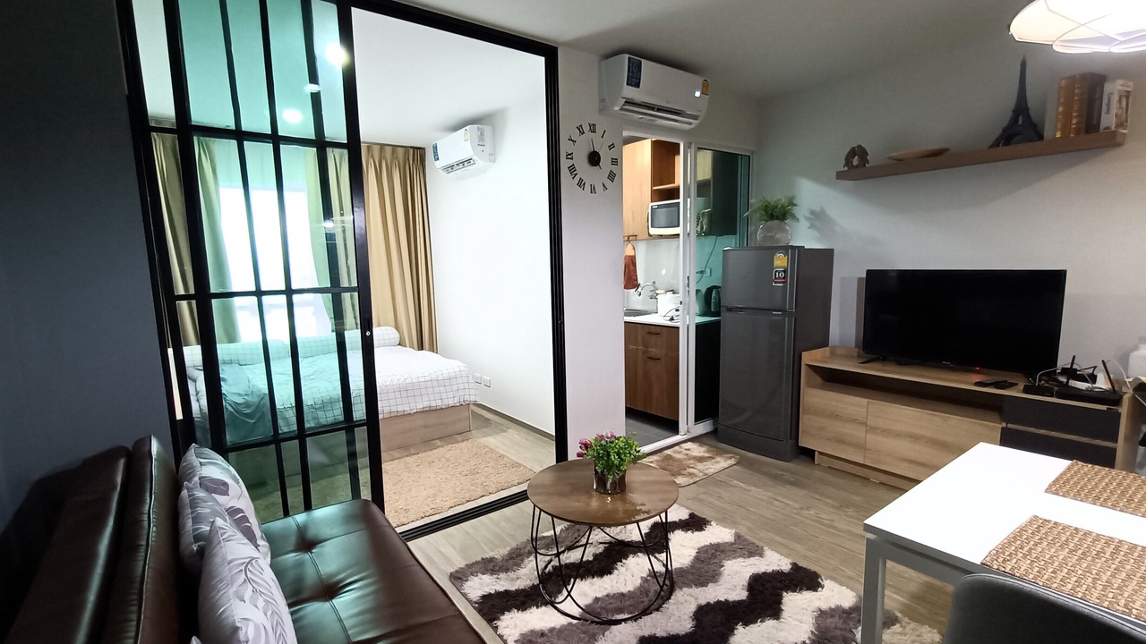 Photo of Bedroom in Phra Khanong