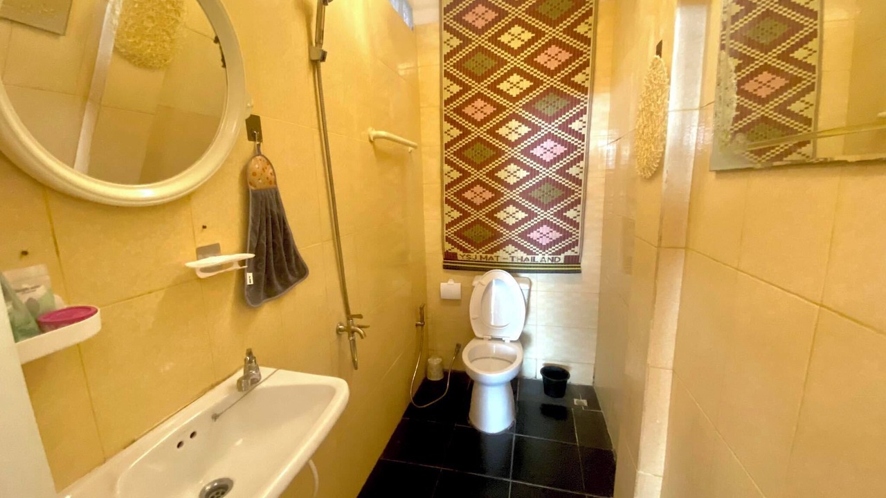Photo of Bathroom in Wat Tha Phra