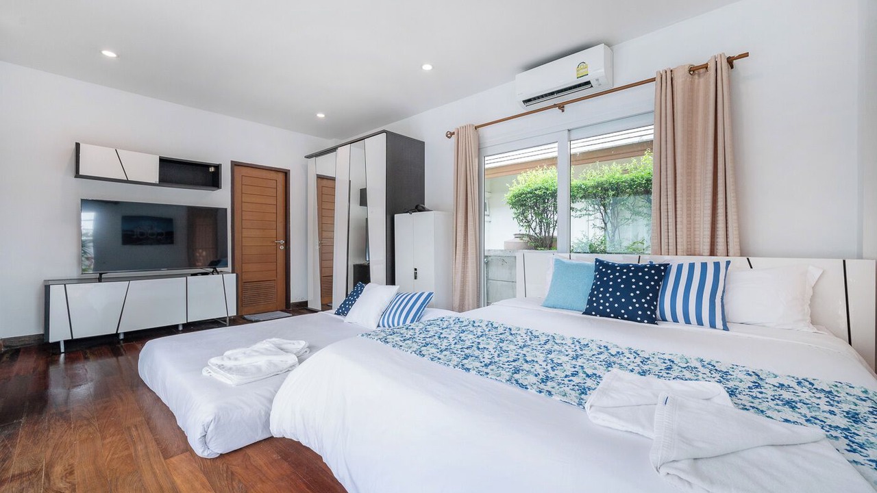 Photo of Bedroom in Pong