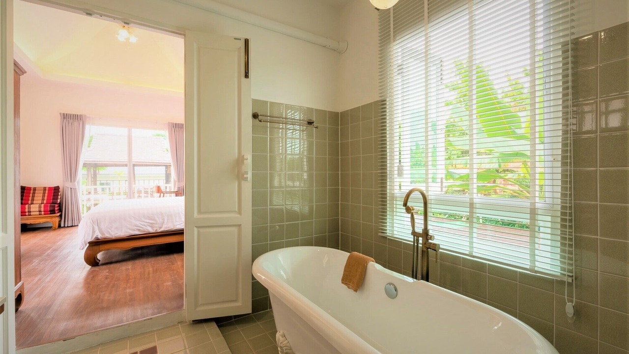 Photo of Bathroom in Pa Tan