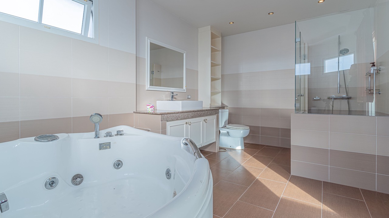 Photo of Bathroom in Central Pattaya