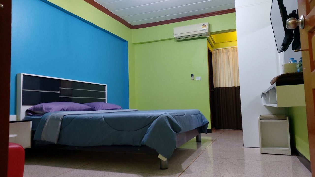 Photo of Bedroom in Din Daeng