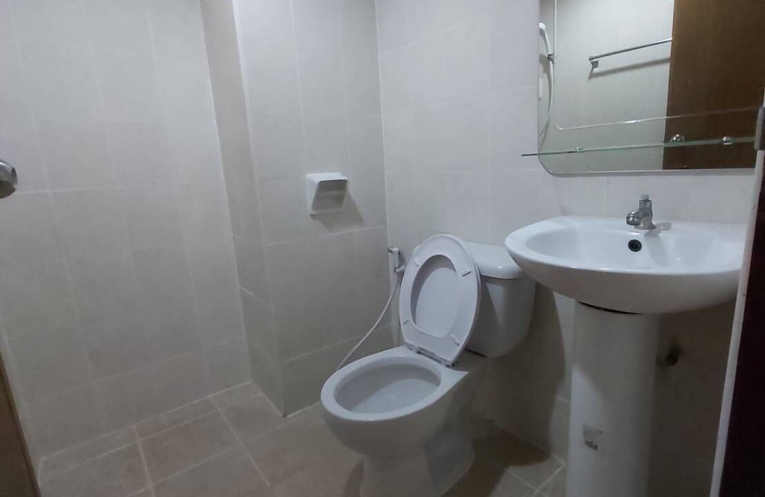 Photo of Bathroom in Din Daeng