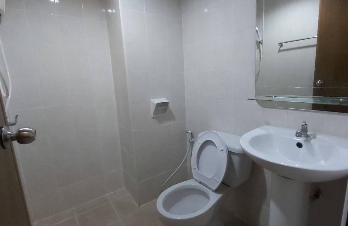 Photo of Bathroom in Din Daeng