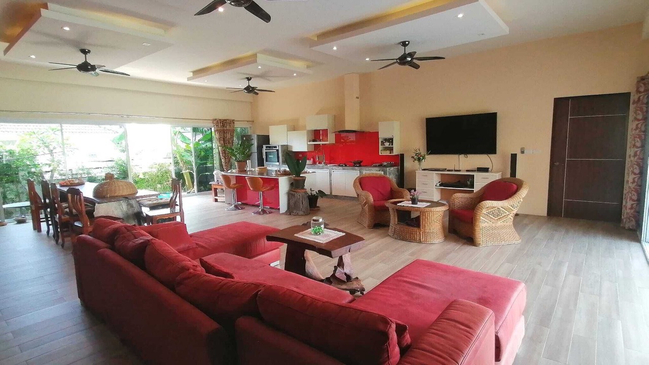 Photo of Livingroom in Hin Lek Fai