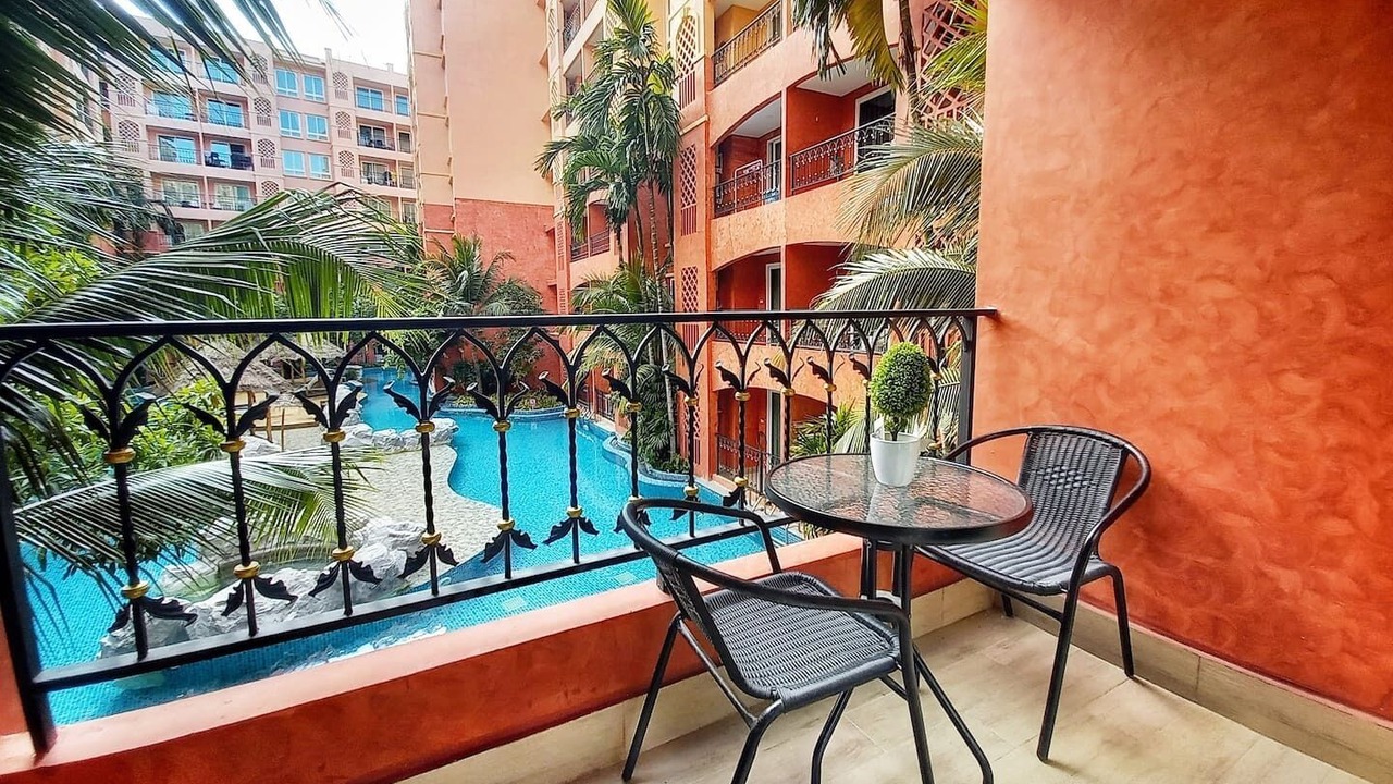 Photo of Patio Balcony in Na Kluea