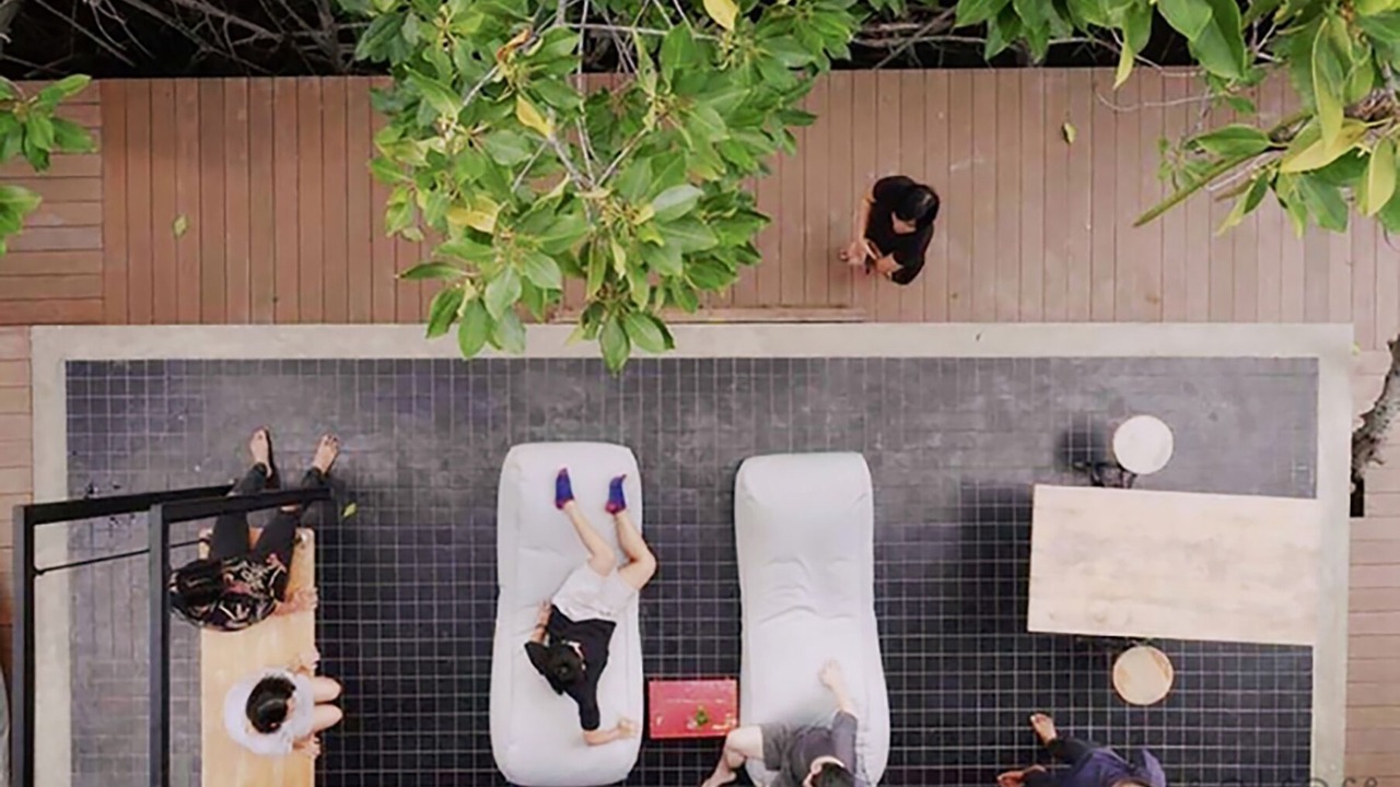 Photo of Patio Balcony in Laem Phak Bia