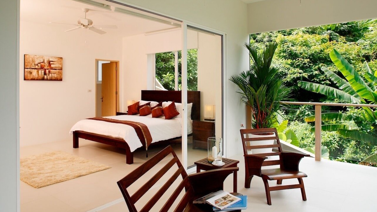 Photo of Bedroom in Chalong