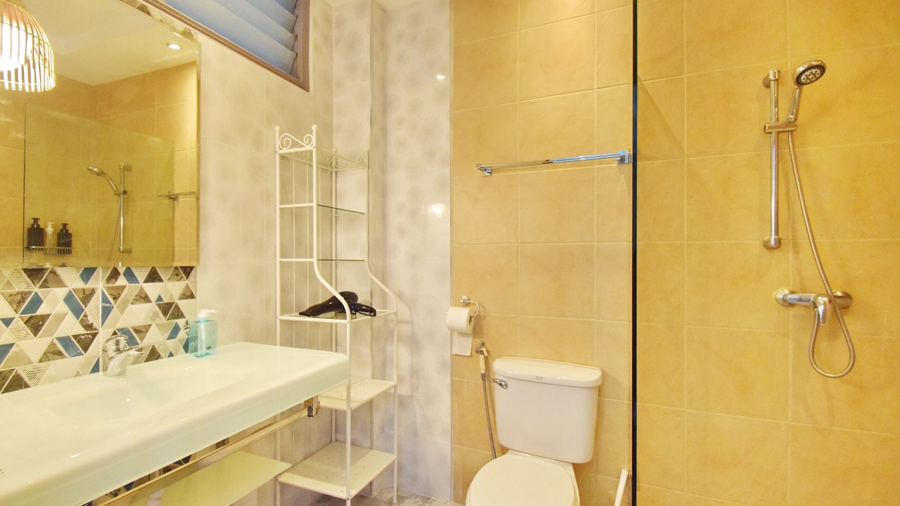 Photo of Bathroom in Khao Takiab