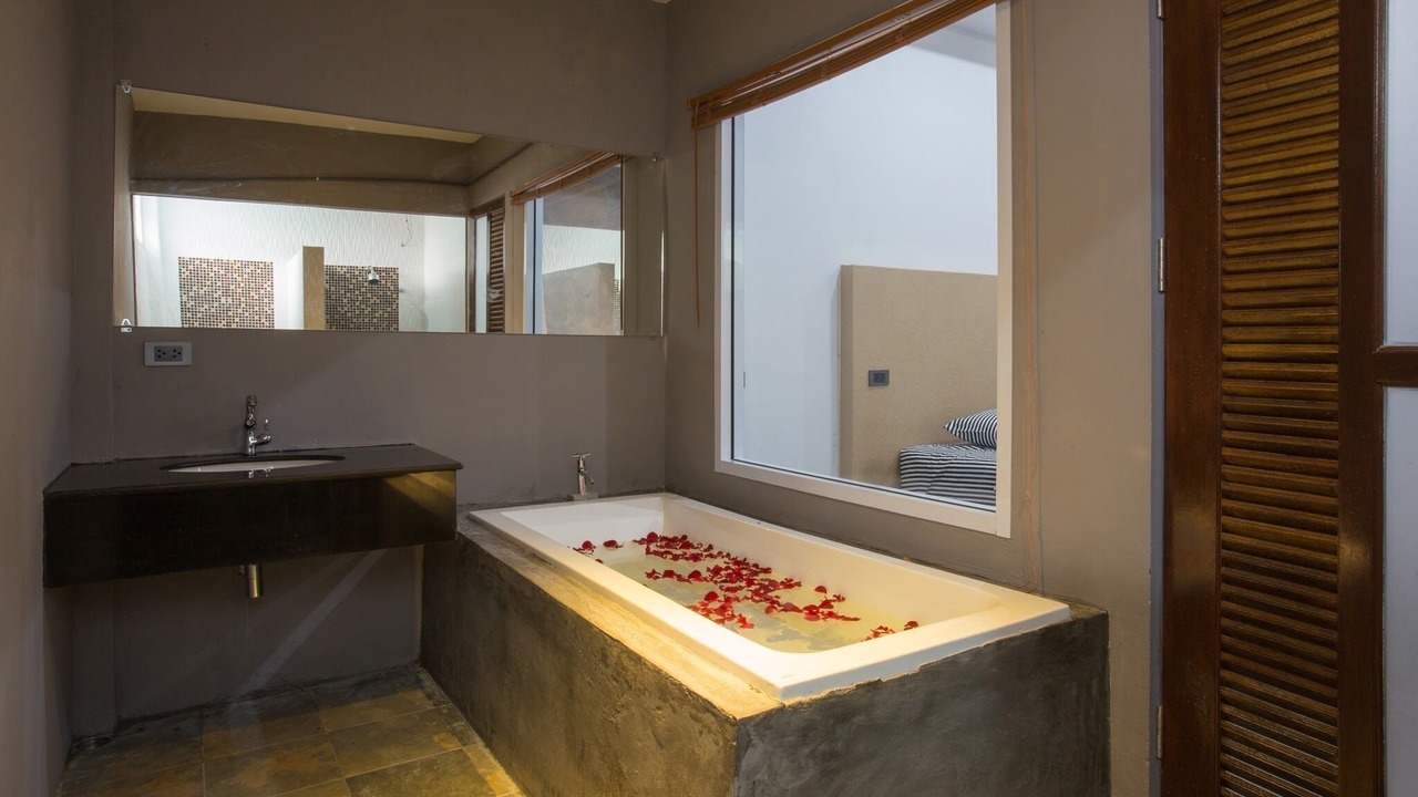 Photo of Bathroom in Phunphin