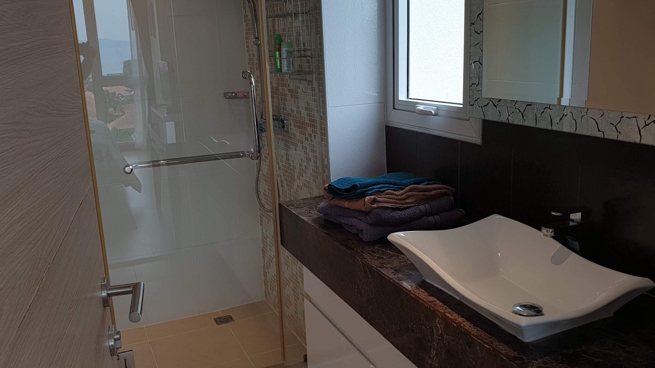 Photo of Bathroom in Pratumnak Hill