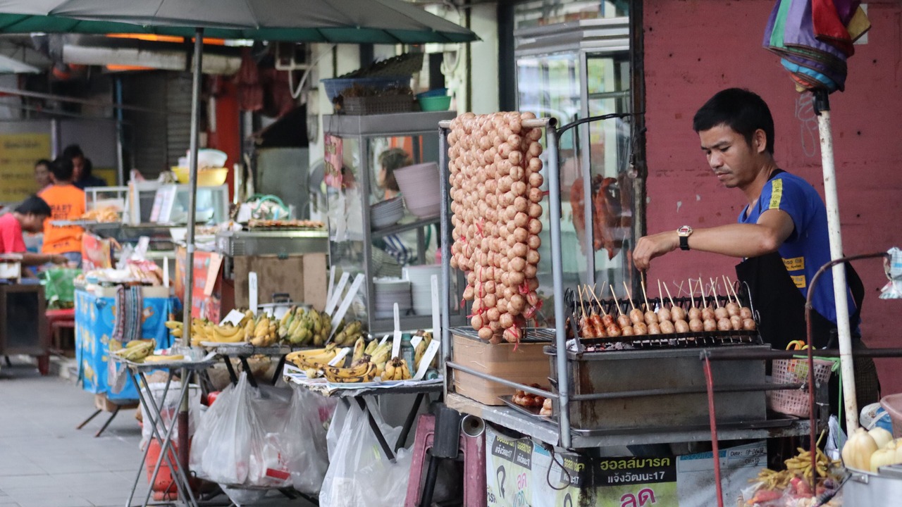 Photo of Others in Thung Maha Mek