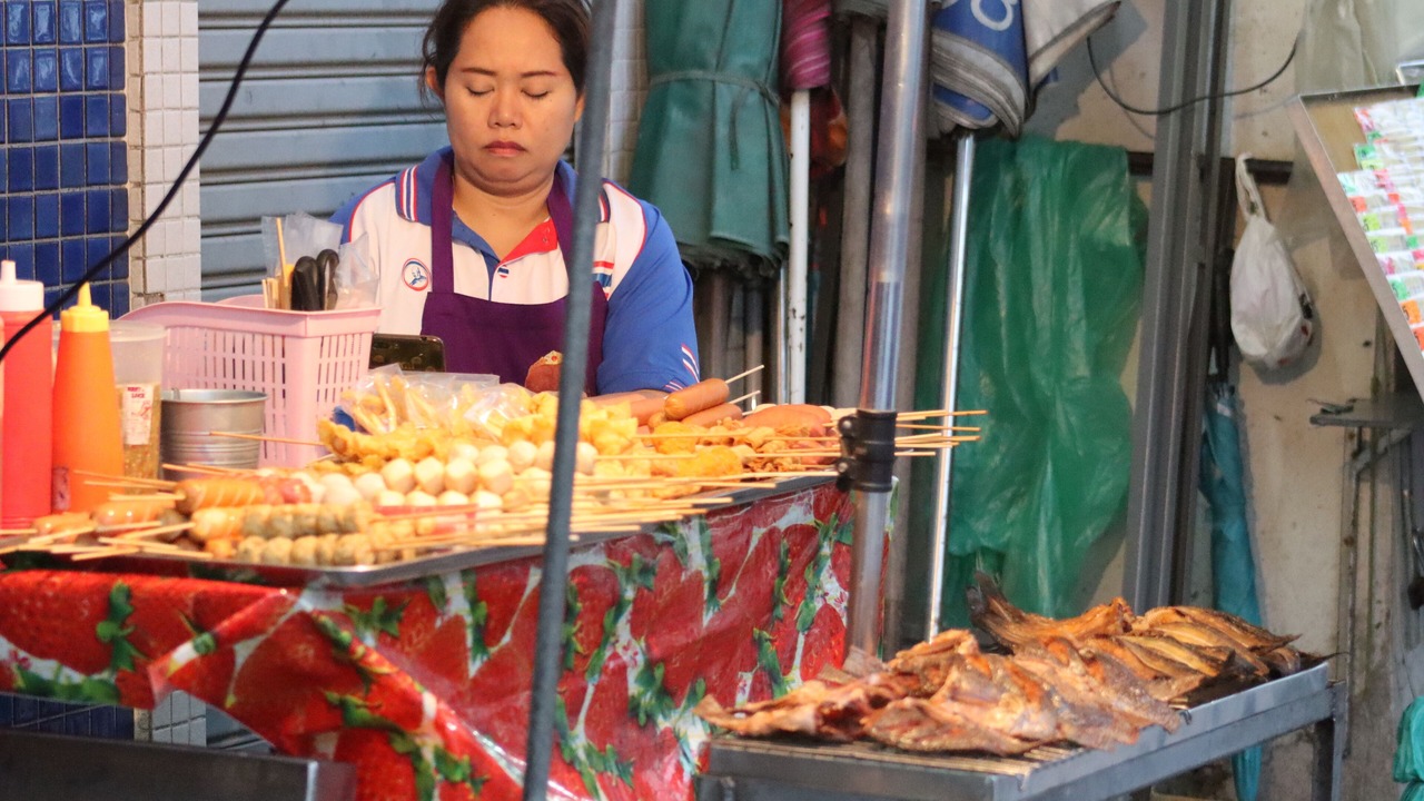 Photo of Others in Thung Maha Mek