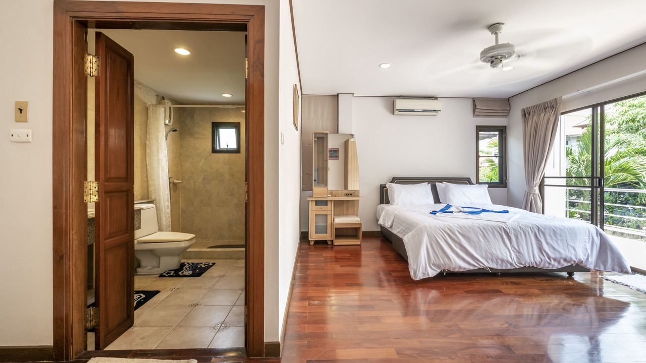 Photo of Bedroom in Phlabphla