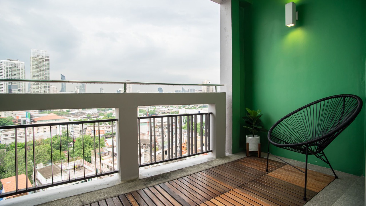 Photo of Patio Balcony in Khlong Toei