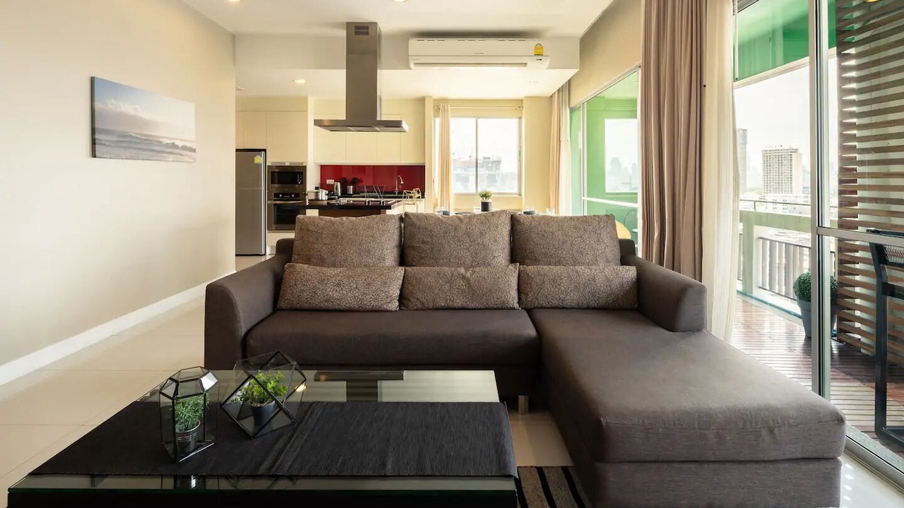 Photo of Livingroom in Khlong Toei